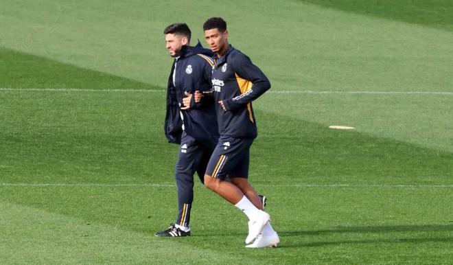 亚的关键比 亚的关键比