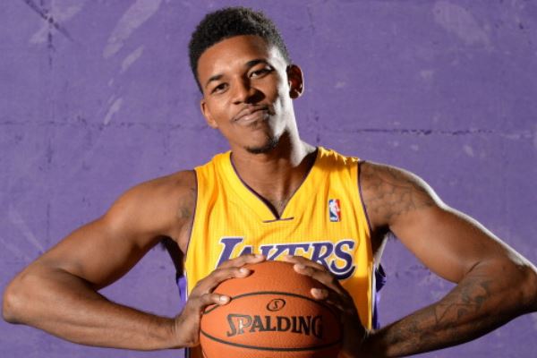 一是对桌面 一是对桌面